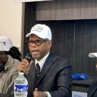 Le président du CERAG-UFDG lance un appel d'offre pour doter Mamadi DOUMBOUYA d'un parti politique