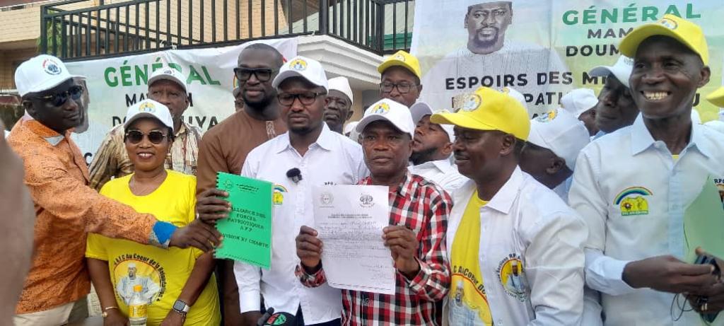 Présidentielle en Guinée : Le RPG Arc-en-Ciel se mobilise derrière le Général Doumbouya et lance un appel à l’unité nationale