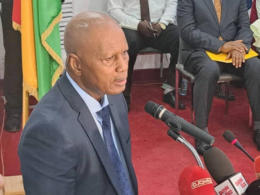 Carte de presse obligatoire : la HAC renforce le contrôle dans l’espace public