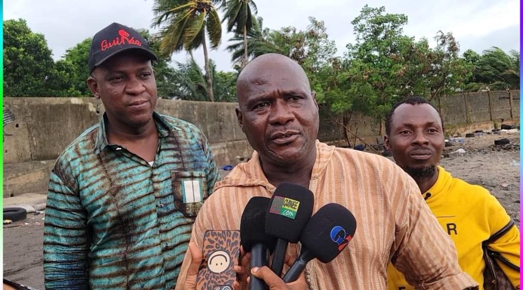 Matam Lido : '' Les imams m'ont dit que c'est interdit de ne plus enterrer les corps ici '', (Chef de quartier)