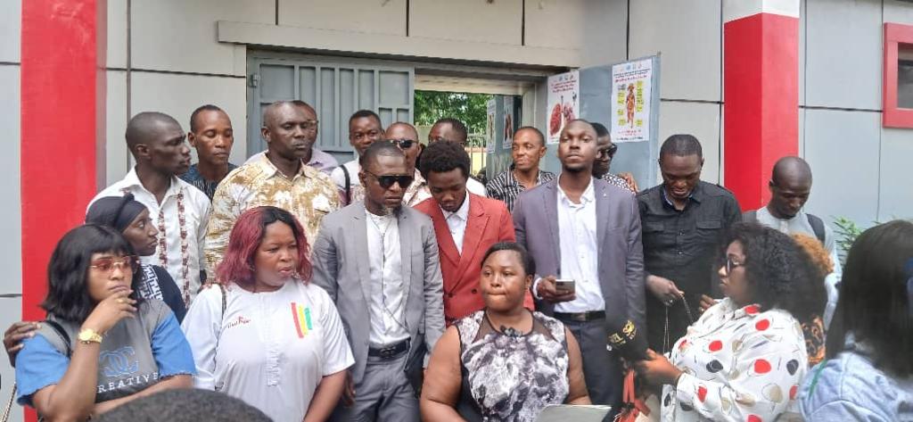 Recrutement à la fonction publique : Les 49 stagiaires du Quotidien National Horoya dénoncent l'injustice du ministère de l'information et de la communication