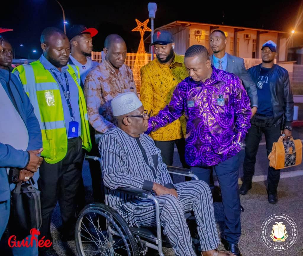 Solidarité Présidentielle : le rappeur Wada du Game et l’artiste pastoral Lamah Sidibé évacués à l'extérieur pour des soins spécialisés