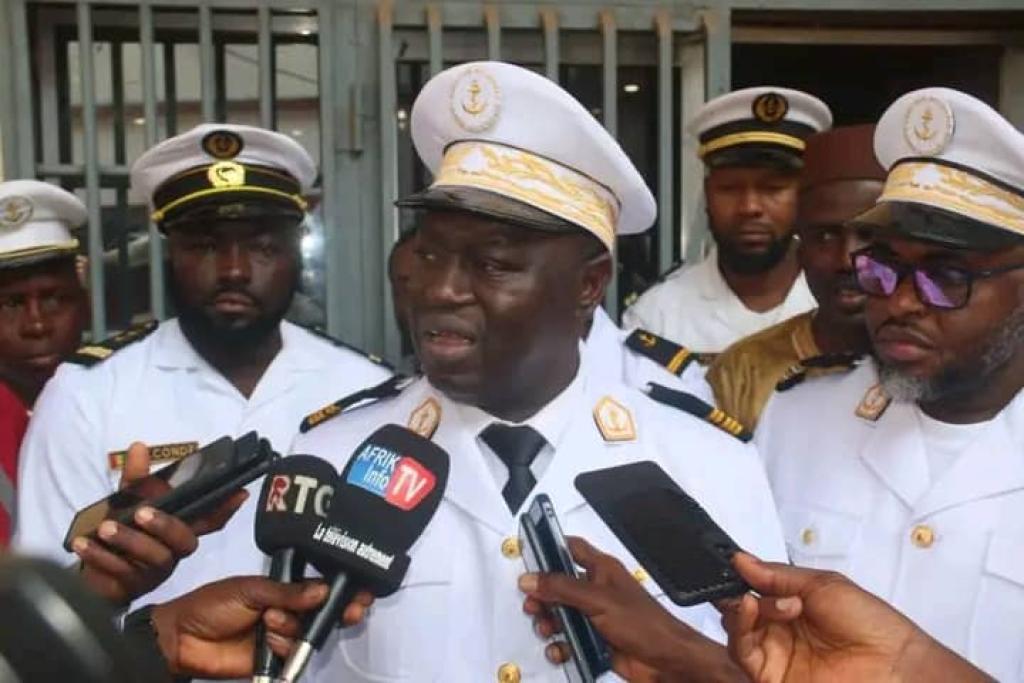 Marine marchande : Paul Moussa et son adjoint suspendus pour "faute lourde"