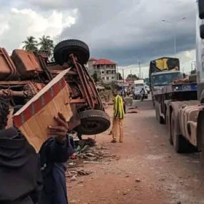 Accident mortel à Coyah : un conducteur tué et une femme gravement blessée