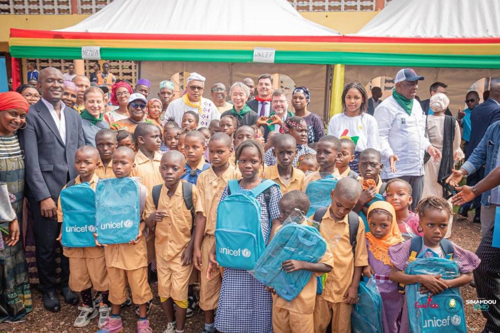Education/ Gbessia : remise de kits scolaires aux élèves de l'élémentaire !