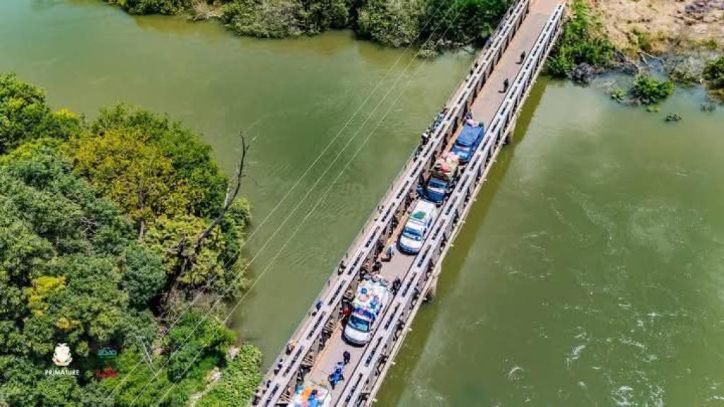 Faranah : d'une hauteur de 170 milliards de francs guinéens, les travaux de la reconstruction du pont sur le fleuve Niger officiellement lancé