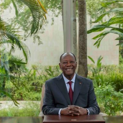 Alassane Ouattara entre officiellement en lice pour la présidentielle 2025