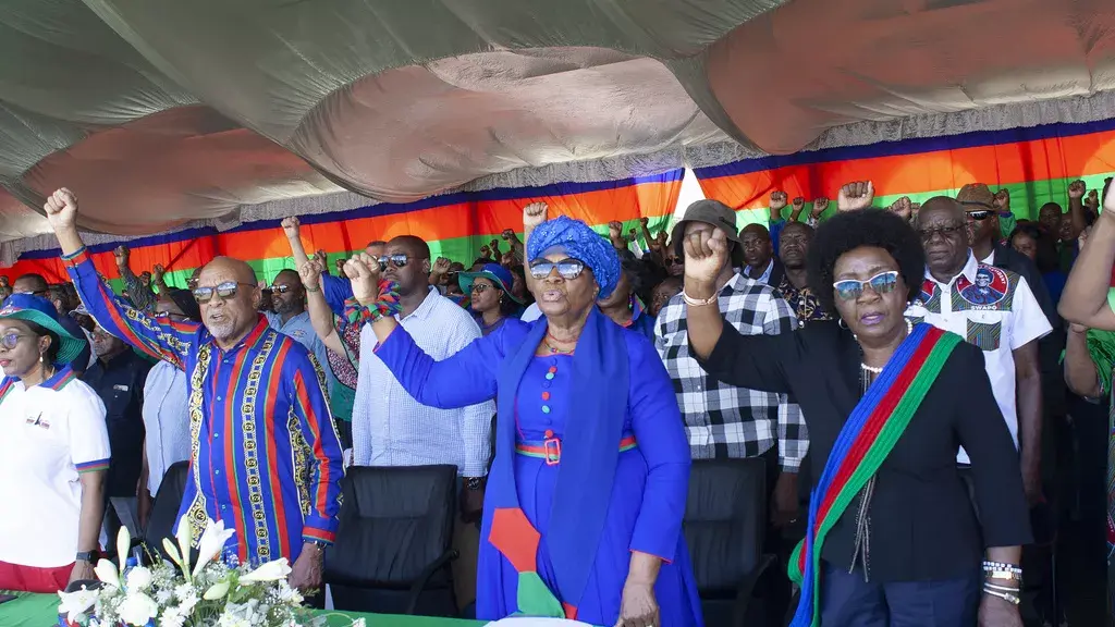 Netumbo Nandi-Ndaitwah : Une chance historique pour la première présidence féminine en Namibie