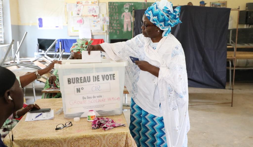 Élections législatives au Sénégal : Le Pastef en jeu face à une opposition déterminée