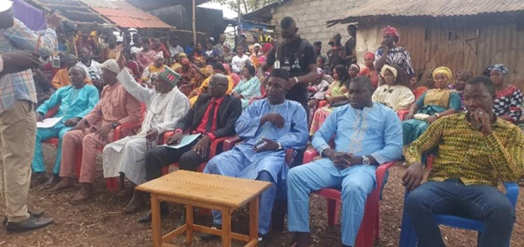 Dubréka: lnstallation des nouveaux conseils de quartiers et districts à Ouassou