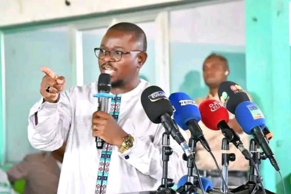 Guinée /politique : Joachim Baba Millimouno critique le discours de Mamadi Doumbouya et appelle à des actes concrets