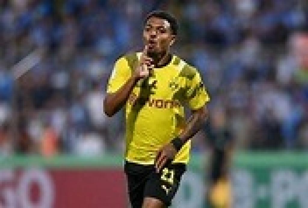 Mercato : Aston Villa passe à l'offensive pour Donyell Malen