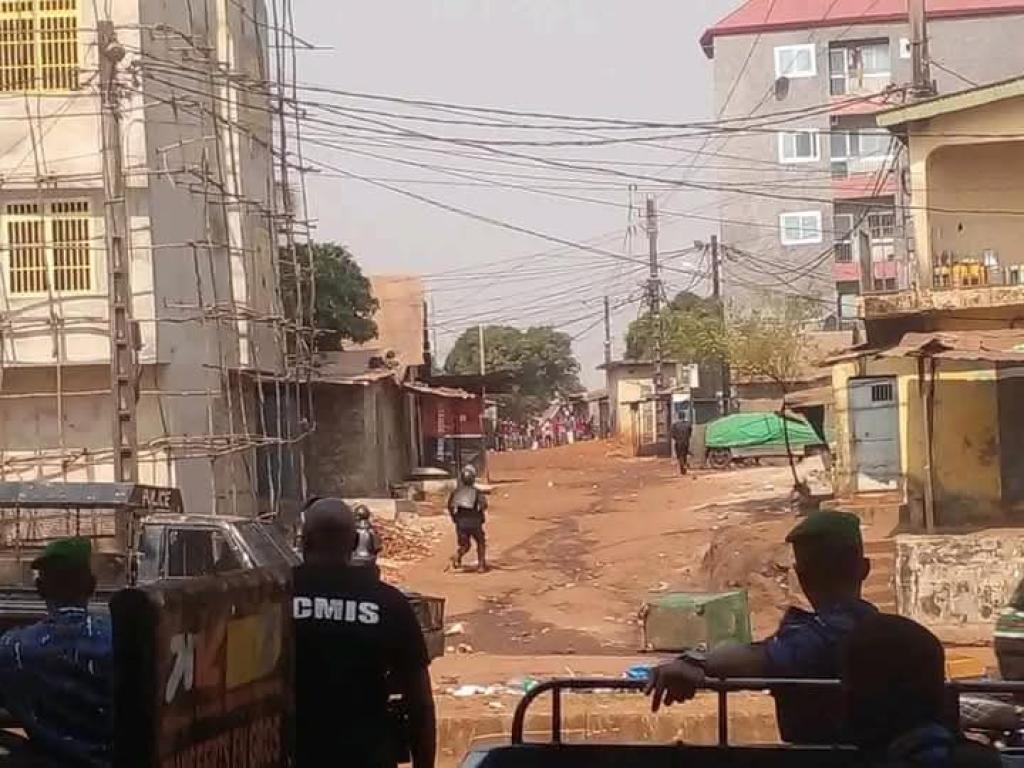 Manifestation des forces vives en Guinée : mobilisation tendue dans plusieurs quartiers de Conakry