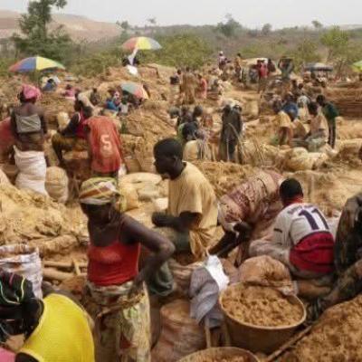 Tragédie dans une mine artisanale à Siguiri : sept enfants périssent dans un éboulement
