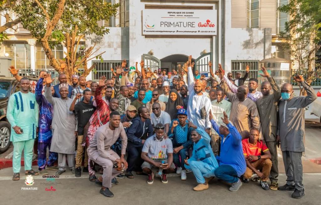 Guinée/le Premier ministre aux jeunes de l'Axe : "Là où il y a la paix, la richesse fleurit"