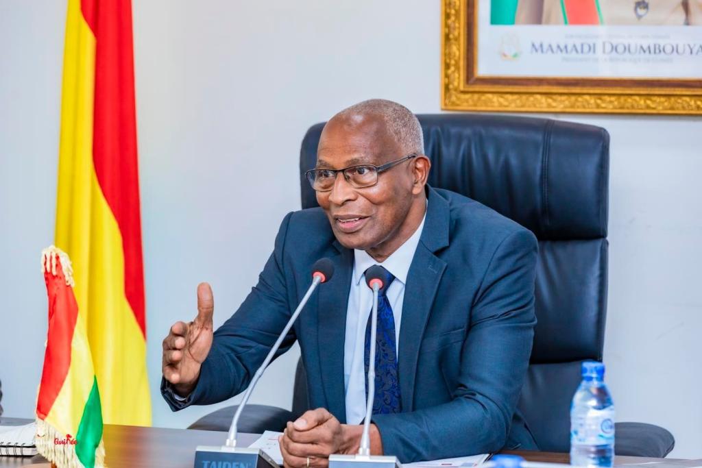 Immersion gouvernementale : le Premier ministre Amadou Oury Bah en tournée nationale pour s'imprégner des réalités locales