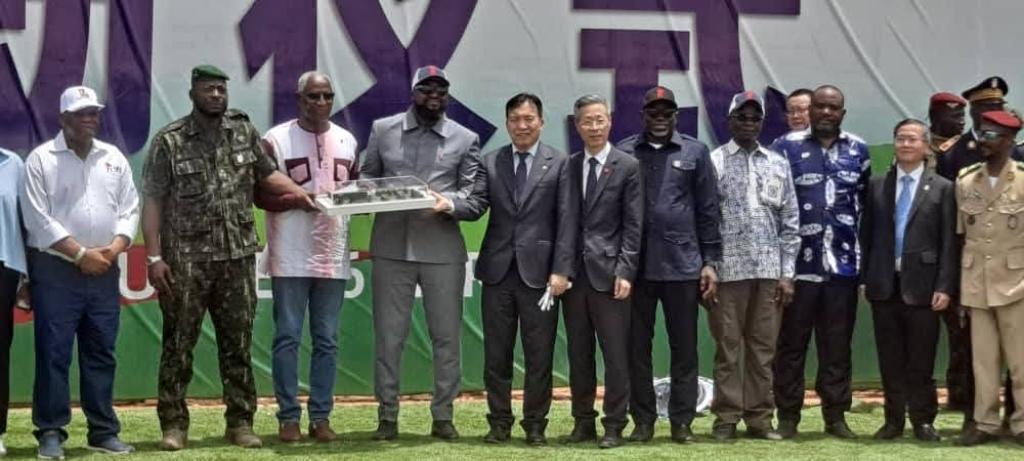 Guinée : pose de la première pierre de la construction de l'usine de raffinerie d'alumine à Boffa !