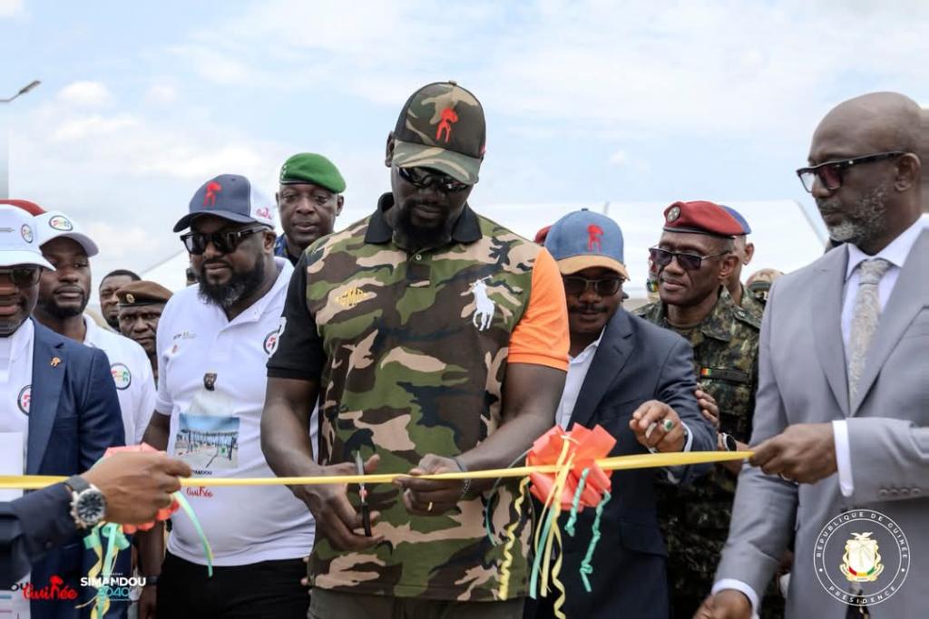 Mise en œuvre du programme Simandou 2040 : le Président de la République, le Général Mamadi Doumbouya inaugure le grand pont de Tanènè